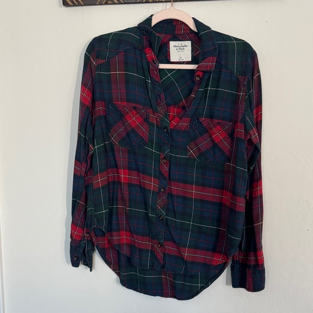 Abercrombie & Fitch Red and Green Checkered Shirt, size M